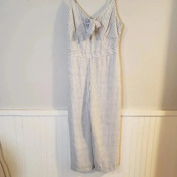 Japna Keyhole Bow Tie Jumpsuit - Picture 1 of 5